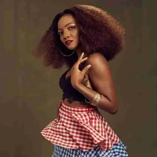 Popular Singer, Simi Looks Adorable In New Photos